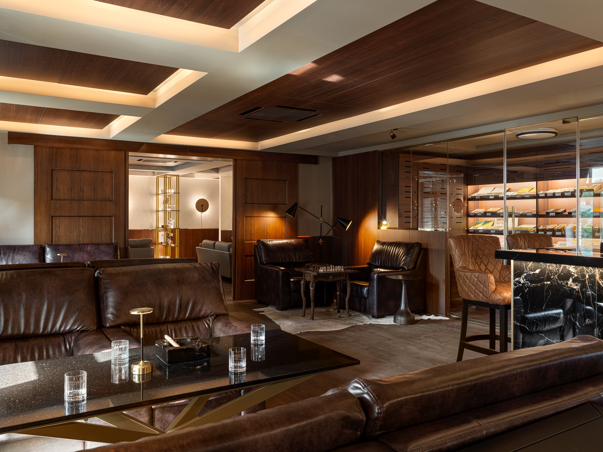 Сигарная в центре Москвы